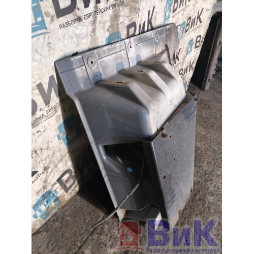 Подножка основная DAF 105 823945 RH обломан болт (975), -7