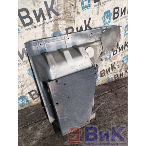 Подножка основная DAF 105 823945 RH обломан болт (975), -10