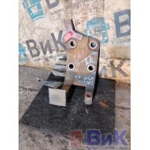 Кронштейн пневмоподушек DAF 105 823945 передний нижний RH (951)