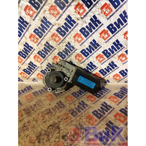 Моторчик стеклоочистителя DAF 105 980586 Valeo (271), 403924