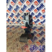 Педаль газа DAF 105 980586 (881)