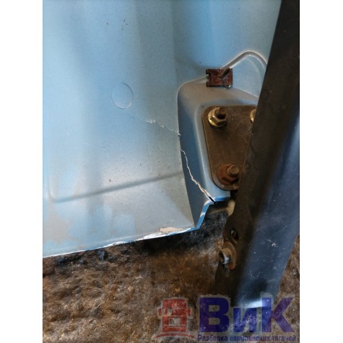 Спойлер кабины Sitrak 2511022 верхний с деф. (819), 811W62910024-4