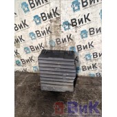 Крышка ящика АКБ Scania R440 458663 DC13 деф. (242)