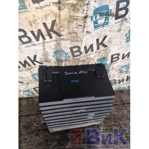 Крышка ящика АКБ Scania R440 458663 DC13 деф. (242), 2196771-6