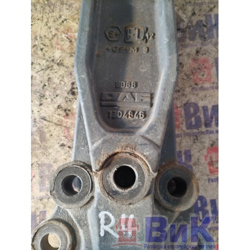 Кронштейн торсиона кабины DAF 105 980586 RH (628), 1304846-7