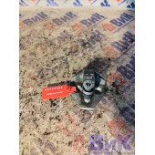 Ответная часть замка двери Scania R440 458663 DC13 LH (584)
