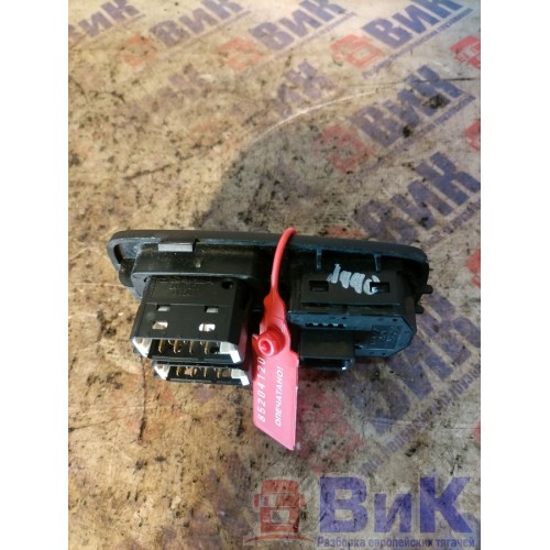 Блок управления стеклоподъемником Scania R400 915216 LH (120), -4