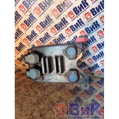 Кронштейн розеток Scania R440 458663 DC13 деф. (094), 2328583