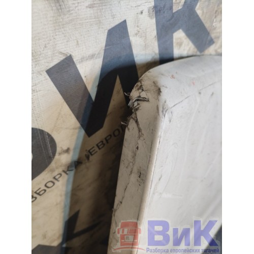 Спойлер кабины Scania R400 915216 верхний боковой RH деф. (041), 1497725-2