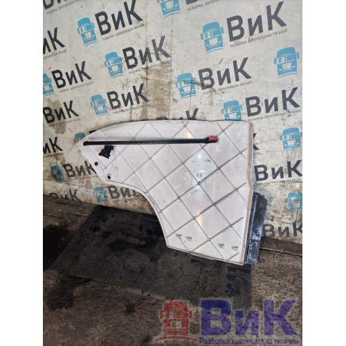 Спойлер кабины Scania R400 915216 верхний боковой RH деф. (041), 1497725-5