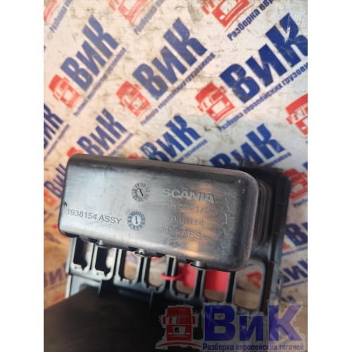 Накладка на торпедо Scania R400 915216 (045), 1892786-4