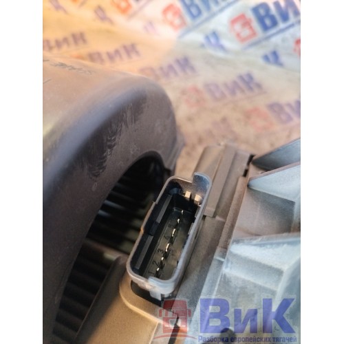 Моторчик отопителя (печки) Scania R400 915216 (026), 2281955-7