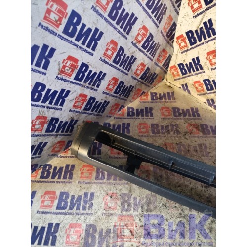 Жабо Scania R400 915216 средняя часть (001), -1