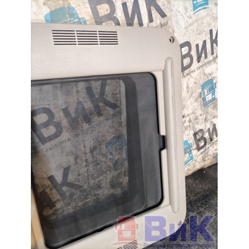 Накладка люка Scania R400 915216 в сборе со шторкой (011), 1779135-6
