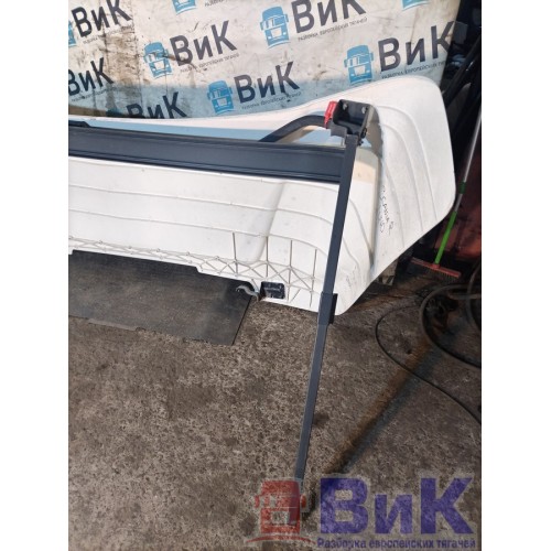 Спойлер кабины Scania R400 915216 верхний (деф. кронштейна) (012), 1757973-5