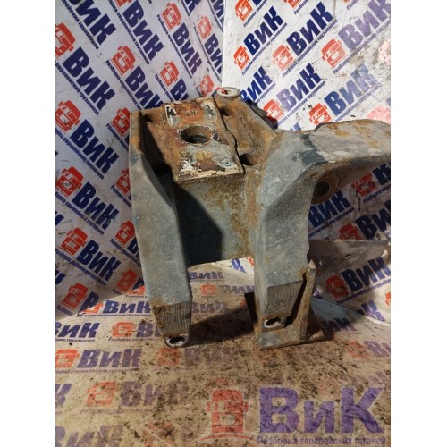 Кронштейн пневмоподушек DAF 105 980586 передний нижний RH (044), 0762269-4