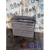 Крышка ящика АКБ Volvo FM 100279 (133)