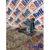 Петля подножки обслуживания Volvo FH 13 628202 верхняя LH (327)