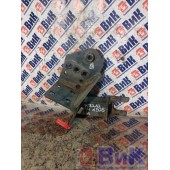 Кронштейн усилителя бампера Volvo FM 100279 LH (353)