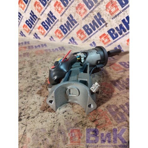 Замок зажигания Renault Magnum DXI с ключом (445), 0502360-3