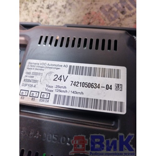 Панель приборов Renault Magnum DXI 2008г (068), 7421050634-7