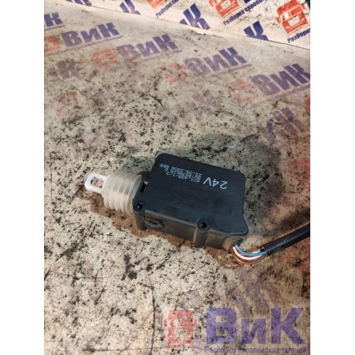 Доводчик замка двери Renault Magnum DXI 2009г LH (475), 5010538625-2