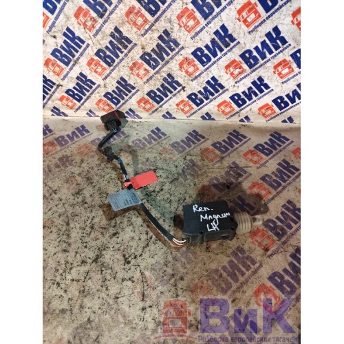 Доводчик замка двери Renault Magnum DXI 2009г LH (475), 5010538625