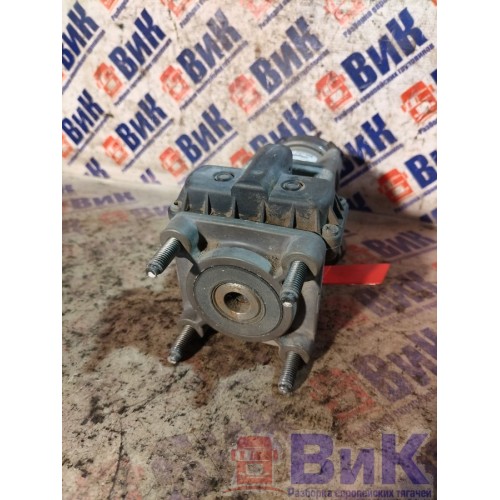 Кран главный тормозной Renault Magnum DXI 2009г (476), 5010633320-3