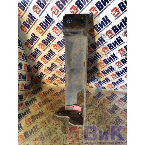 Кронштейн фары КАМАЗ 65206-Т5 2487313 LH (496), -1