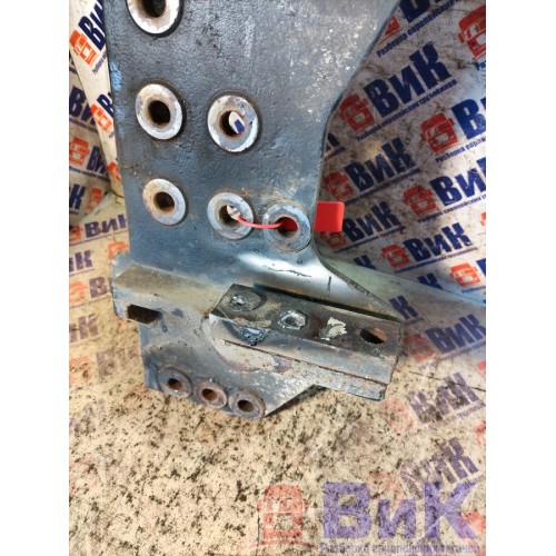 Кронштейн буксировочного крюка Volvo FH 13 628202 RH (802), 20428257-5
