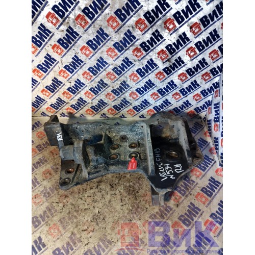 Кронштейн буксировочного крюка Volvo FH 13 628202 RH (802), 20428257-4