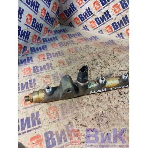 Топливная рампа MAN TGA 086712 D2066 LF03 с датчиком (826), 51103116058-4
