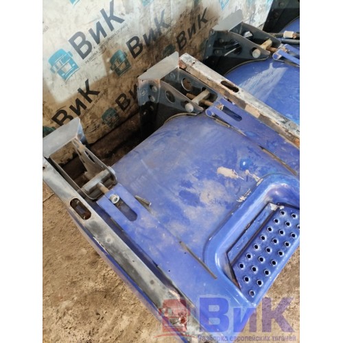 Бак топливный Volvo FH13 678925 D13C 190*68*66 в сборе с кроншт-ми и топливозаборником (деф.) (953), -9