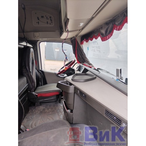 Кабина Volvo FH4 816611 с.к. 2017г. в сборе с ЭБУ (020), -34