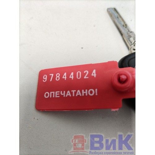 Кабина Volvo FH13 678925 D13C 2013г. в.к. МКПП в сборе без ЭБУ (деф.) (024), -17