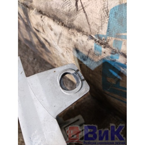 Угол бампера Volvo FH4 816611 RH с деф. (099), -7
