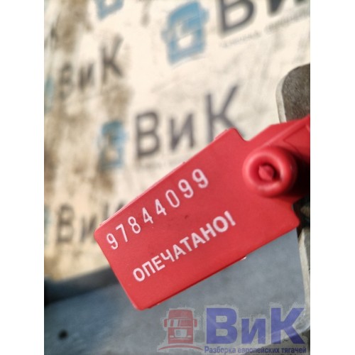 Угол бампера Volvo FH4 816611 RH с деф. (099), -4