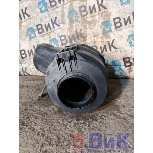 Корпус воздушного фильтра Volvo FH4 816611 с тягой (055), 21115476-1