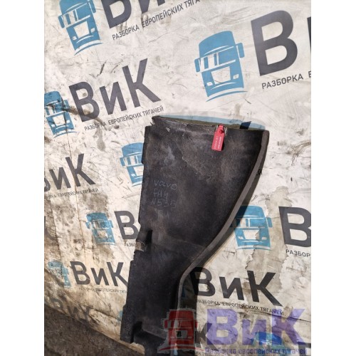 Пыльник двигателя Volvo FH4 816611 RH (101), 22382681-2