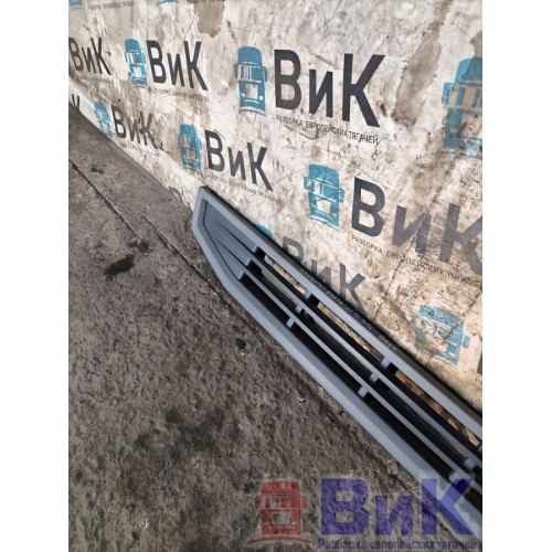 Подножка обслуживания Volvo FH4 816611 верхняя (103), 82208512-3